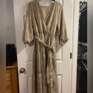 Leopard print midi dress
